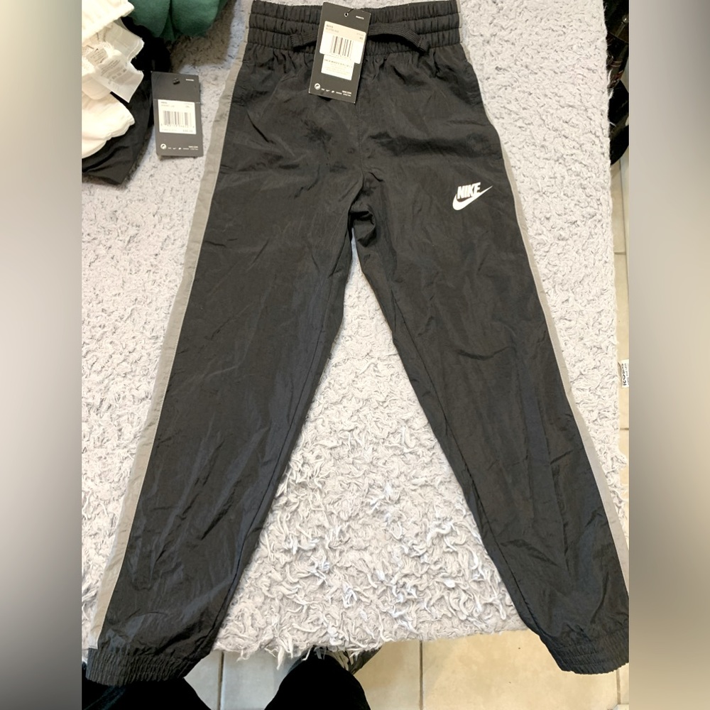 Boys toddler size 6